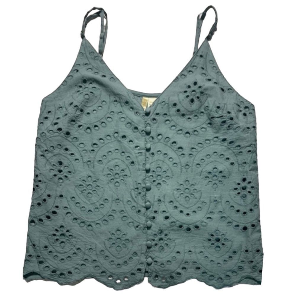 JAPNA Adjustable Spaghetti Strap Eyelet Button-up Tank Top